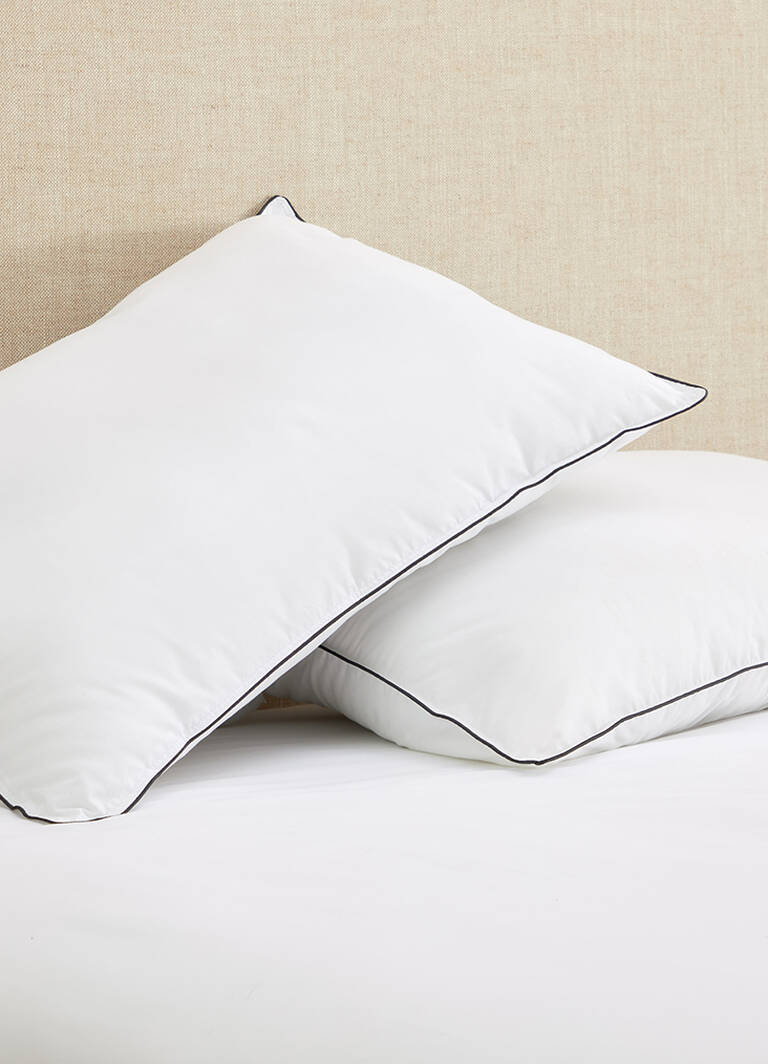 Westin Hotels Sleep Well Soft Pillows
