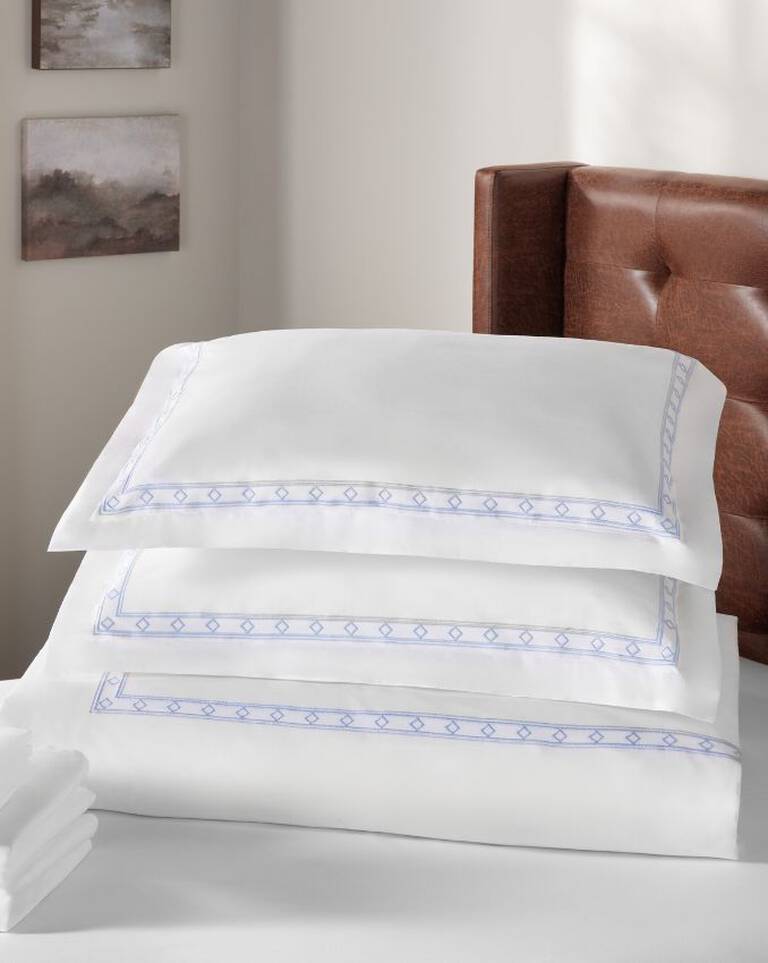 The Ritz-Carlton Linens & Bedding Set