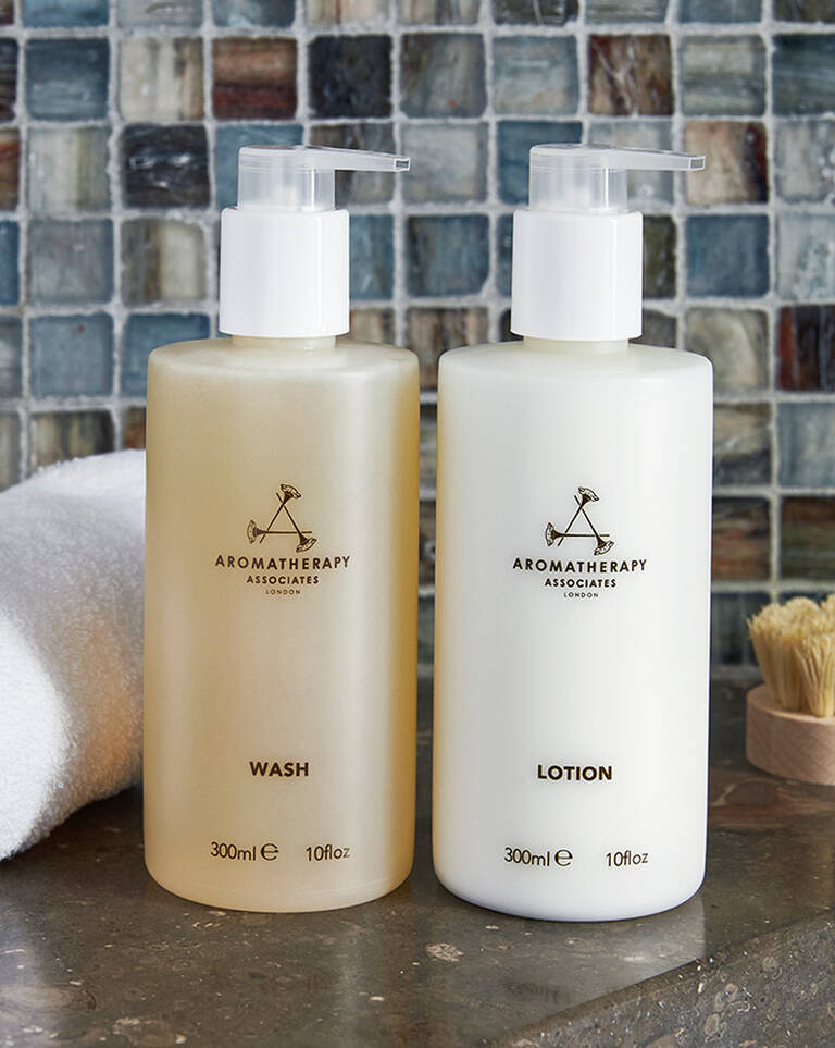 JW Marriott Aromatherapy bath products