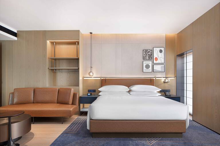 Four Points Bed