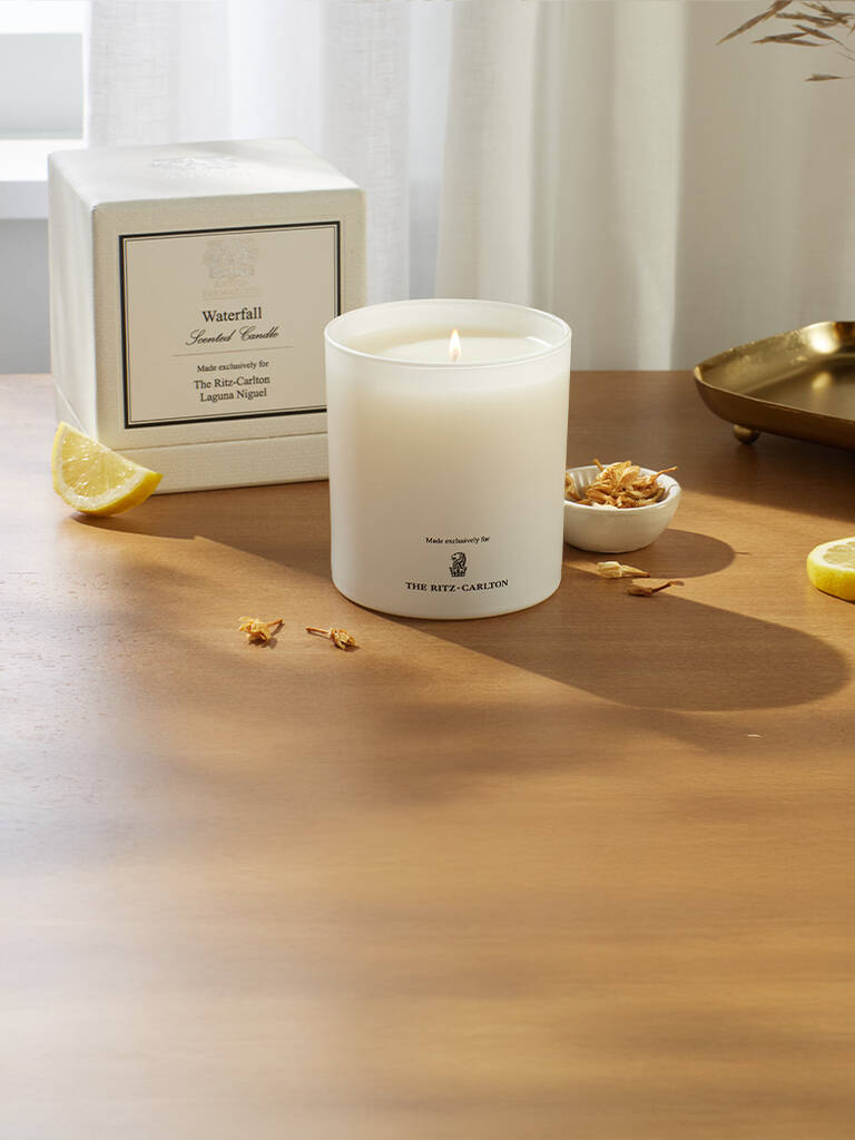 The Ritz-Carlton candle and scent notes