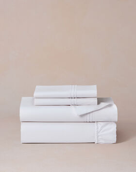 Triple Line/Embroidered Sheet Set thumbnail number 0
