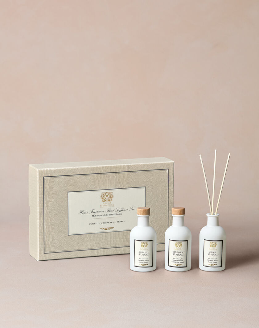 White Reed Diffuser Set thumbnail number 1