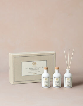 White Reed Diffuser Set thumbnail number 1