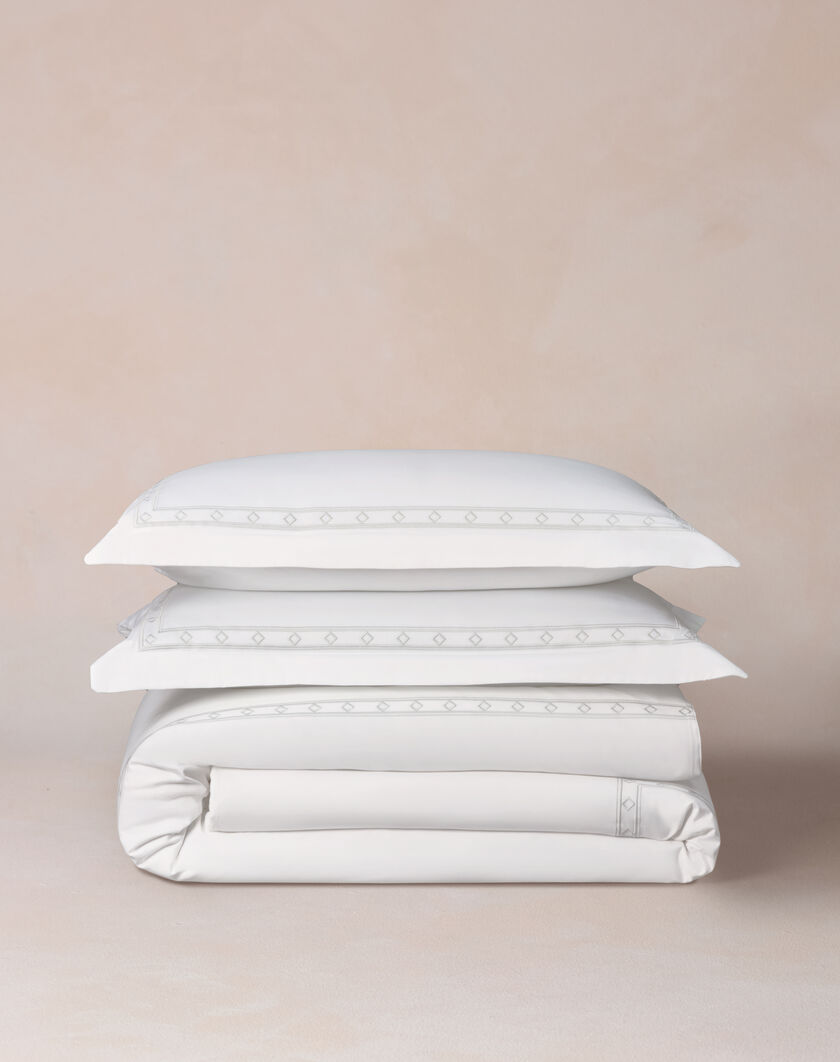 Diamond Border Duvet Cover & Shams Set thumbnail number 0