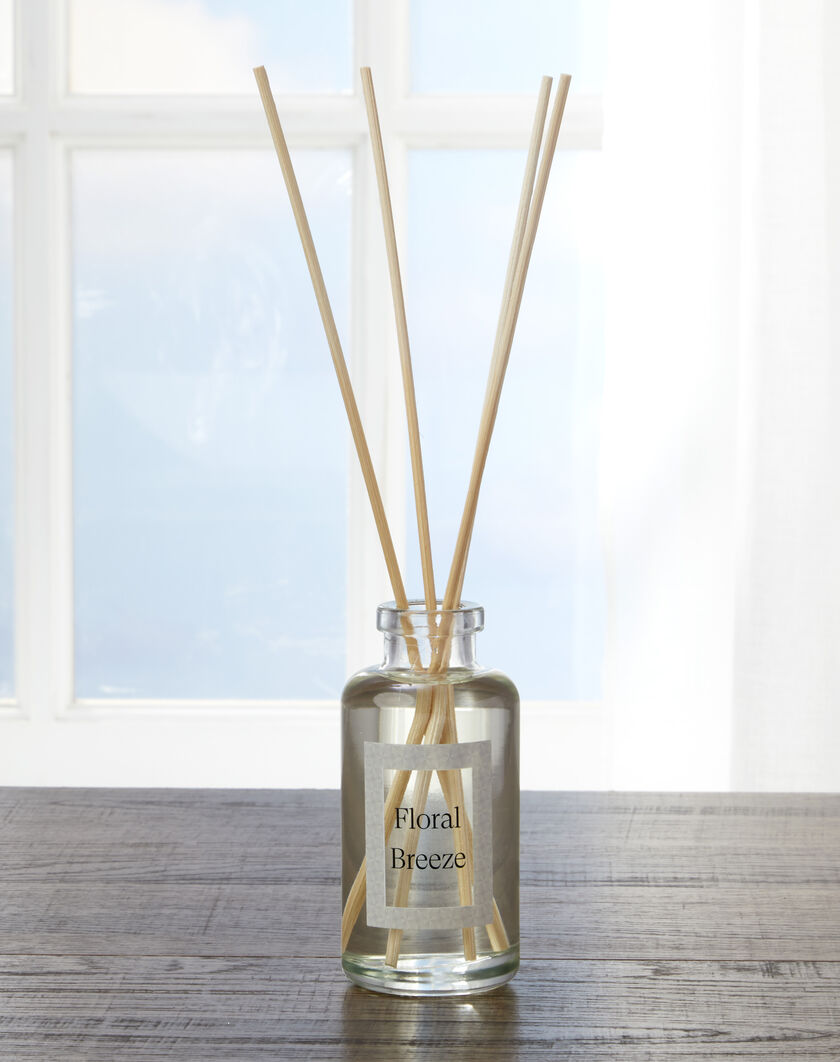 Sheraton Floral Breeze Reed Diffuser thumbnail number 1