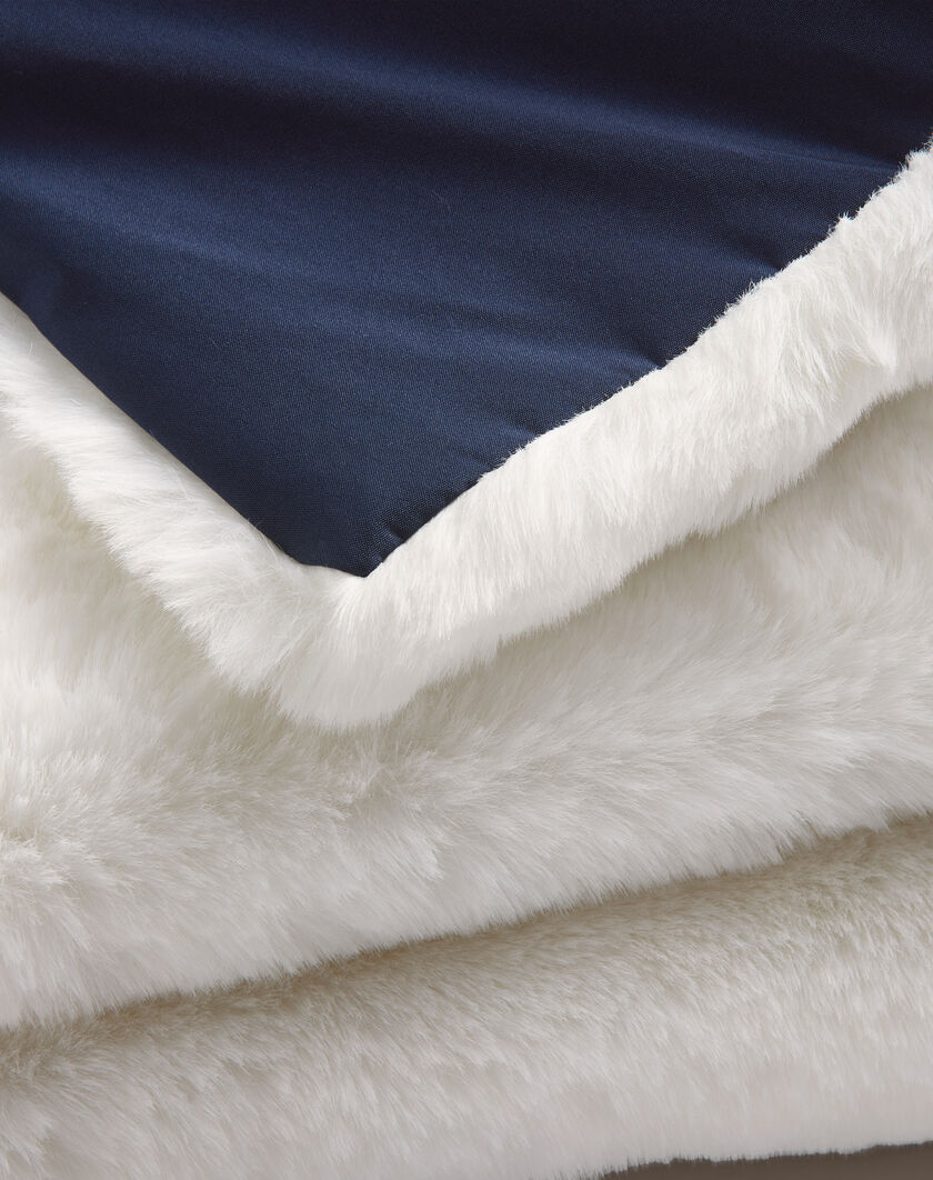 Pretty Rugged Outdoor Blanket thumbnail number 1