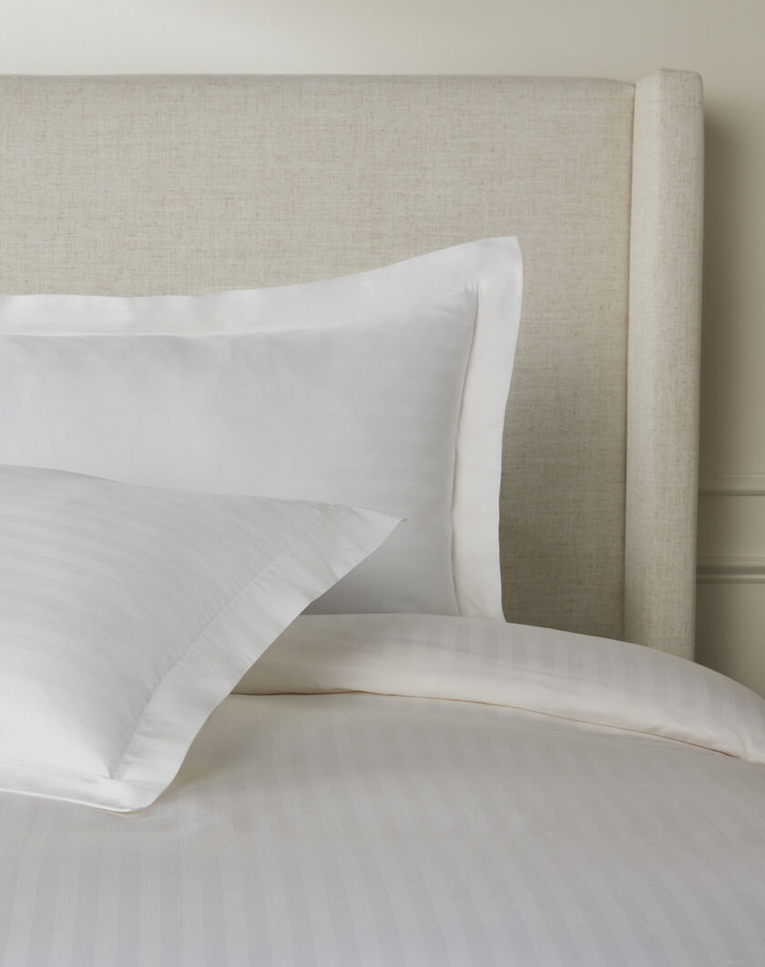 Tuxedo Stripe Bedding Set thumbnail number 2