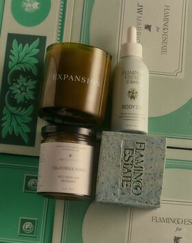 JW Marriott x Flamingo Estate Mindfulness Gift Set thumbnail number 0