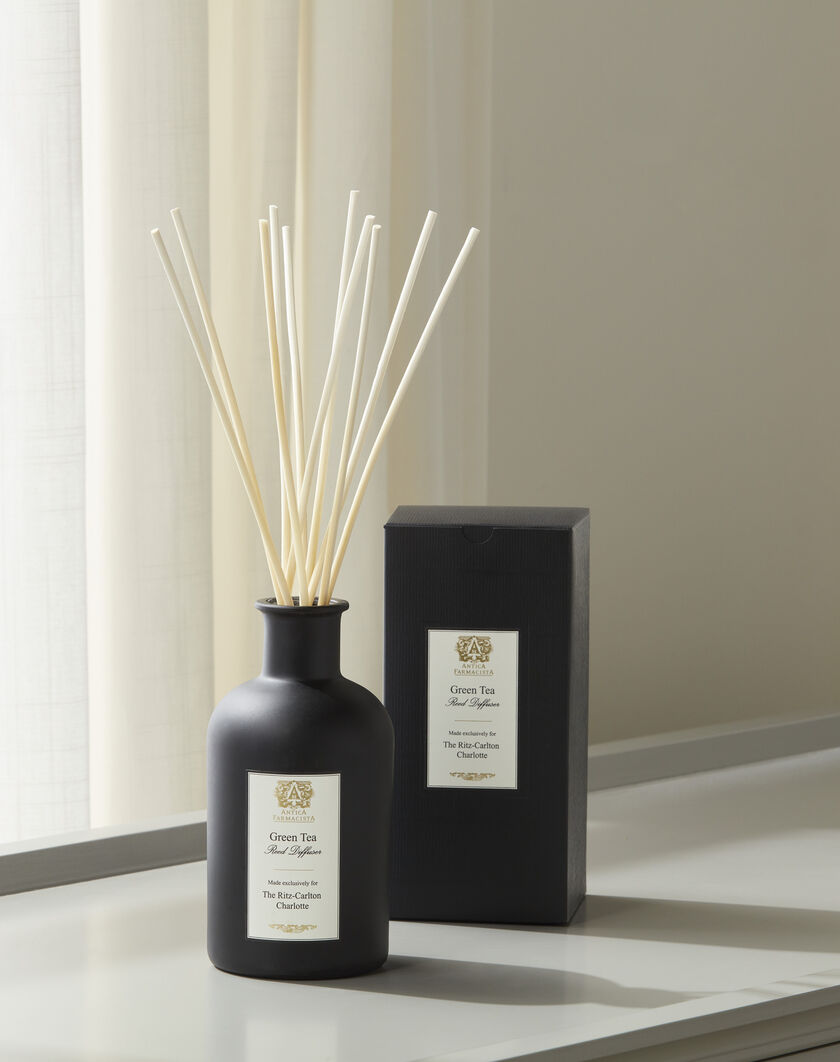 The Ritz-Carlton Reed Diffuser thumbnail number 2
