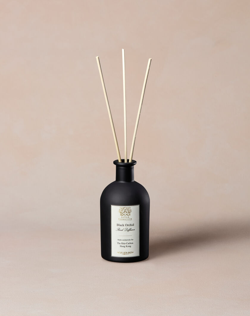 The Ritz-Carlton Reed Diffuser thumbnail number 0