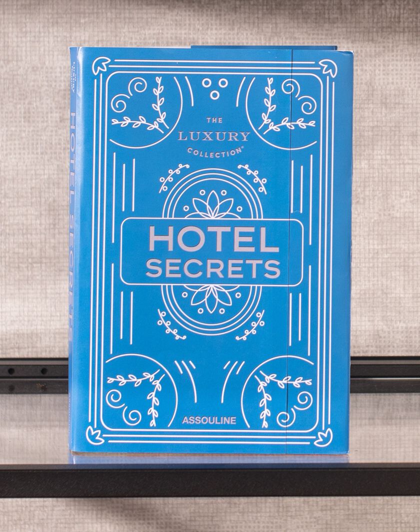Hotel Secrets thumbnail number 0