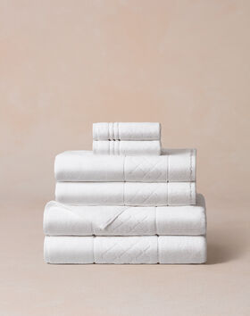 Bath Towel Set thumbnail number 0
