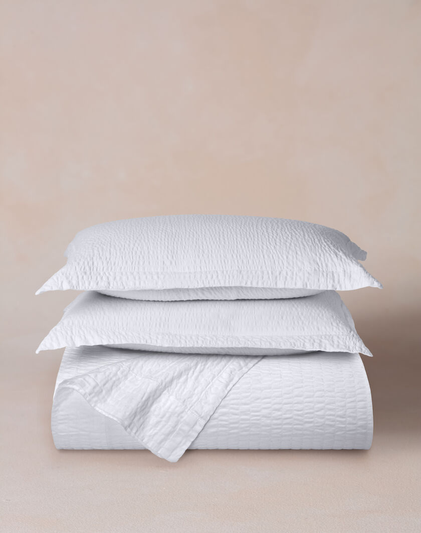 Textured Coverlet and Shams Set thumbnail number 0
