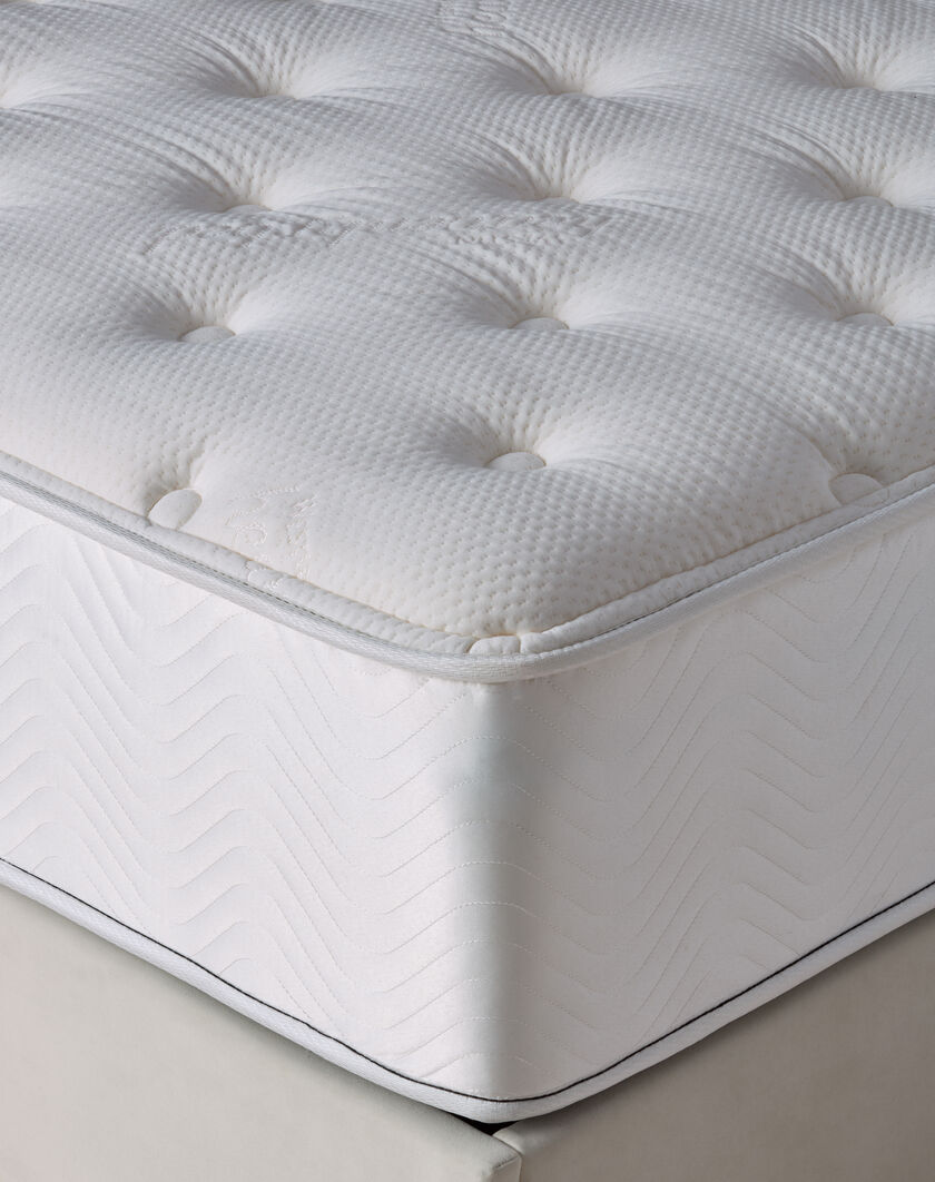 Heavenly Bed Mattress thumbnail number 2