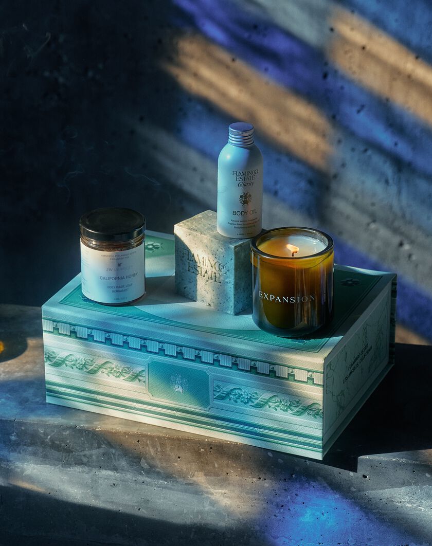 JW Marriott x Flamingo Estate Mindfulness Gift Set image number 1