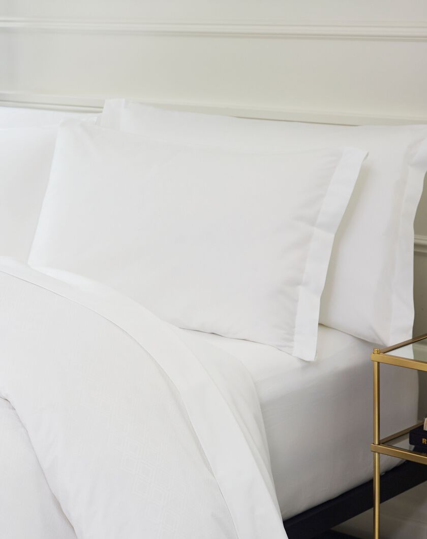 Frette 1860 For St. Regis Linen Set thumbnail number 1