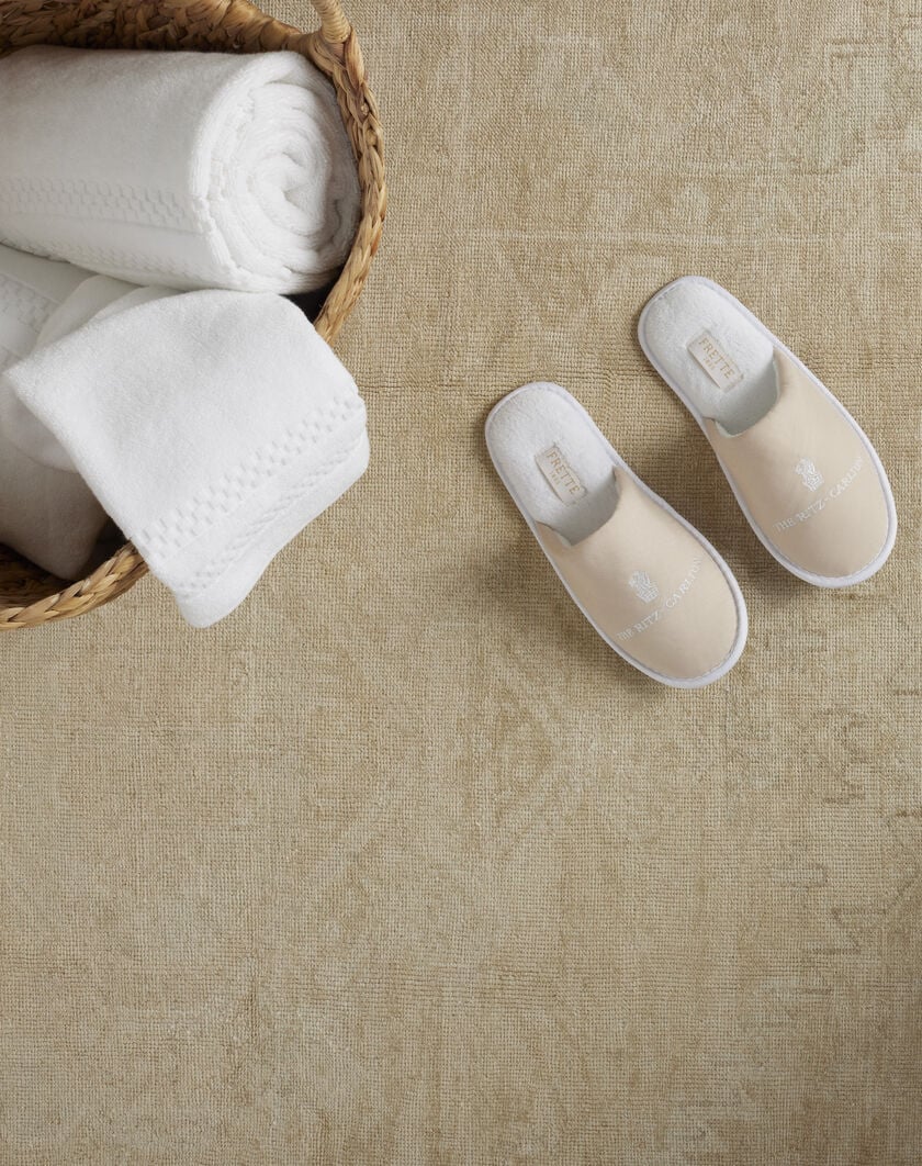 Frette Microfiber Slippers thumbnail number 2