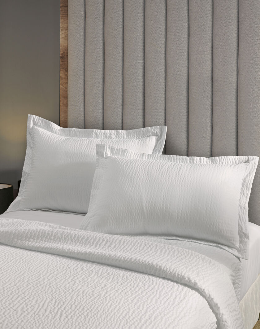 Bedding Set thumbnail number 1