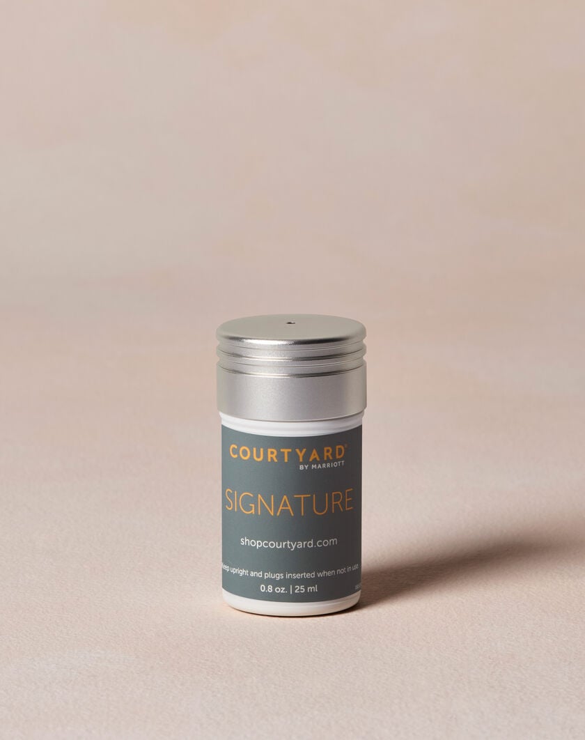 Courtyard Room Diffuser Refill thumbnail number 0