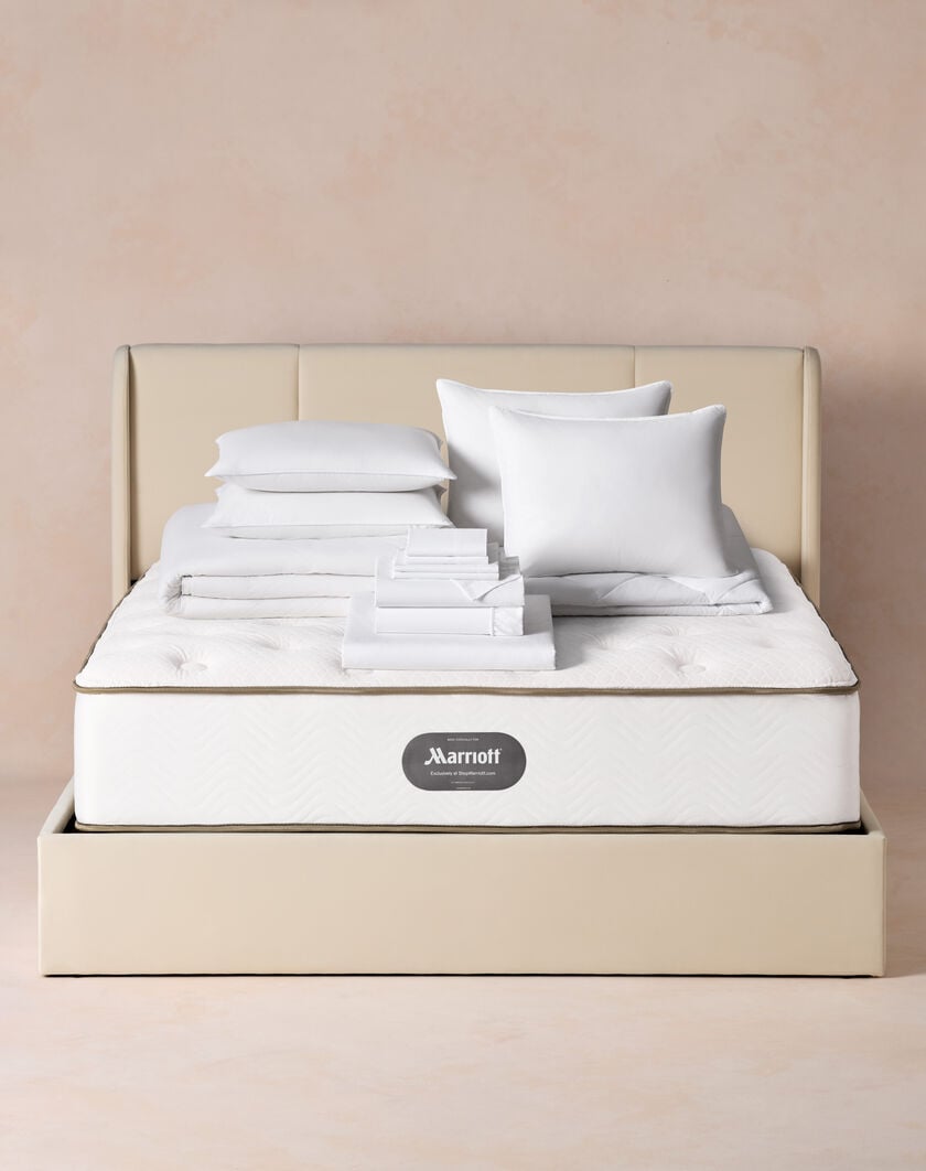 Signature Bed & Bedding Set thumbnail number 0
