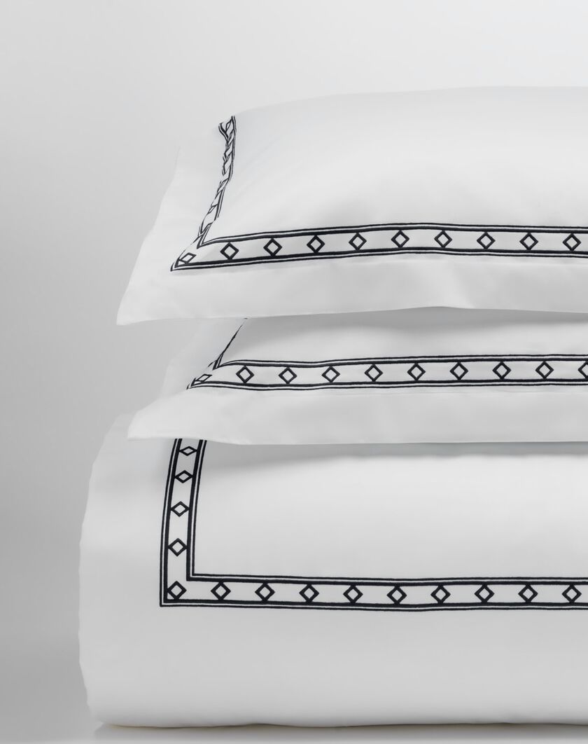 Diamond Border Duvet Cover & Shams Set thumbnail number 2