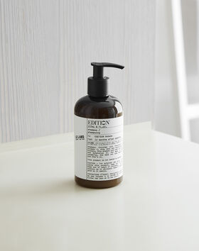 Le Labo Shampoo thumbnail number 1