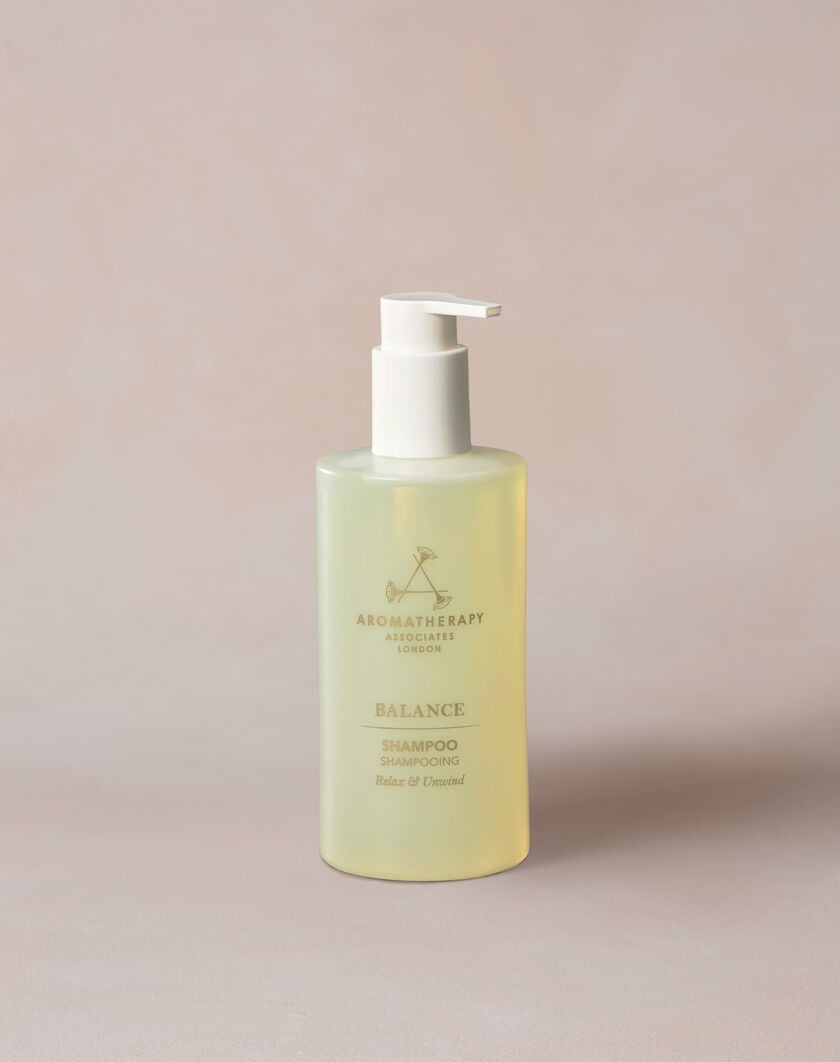 Ylang Ylang Shampoo thumbnail number 0