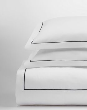 Hotel Stripe Duvet Cover & Shams Set thumbnail number 2