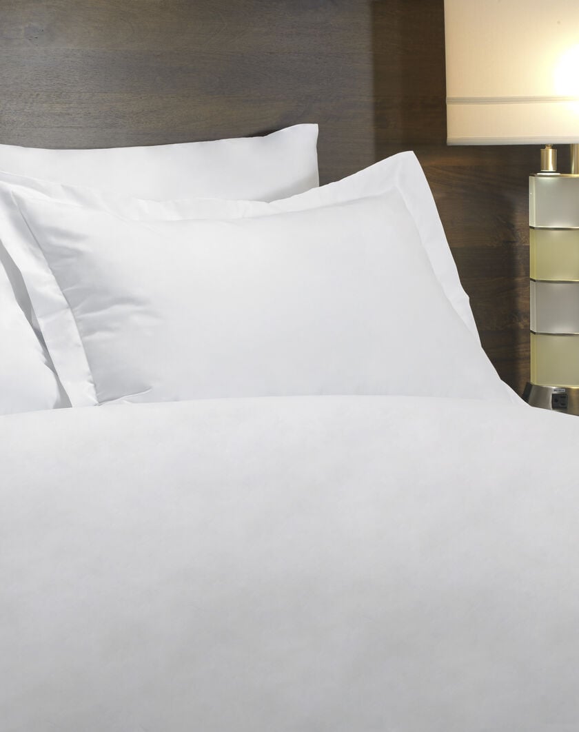 Signature Bedding Set thumbnail number 2