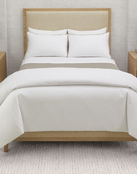 Hotel Bedding Set thumbnail number 1