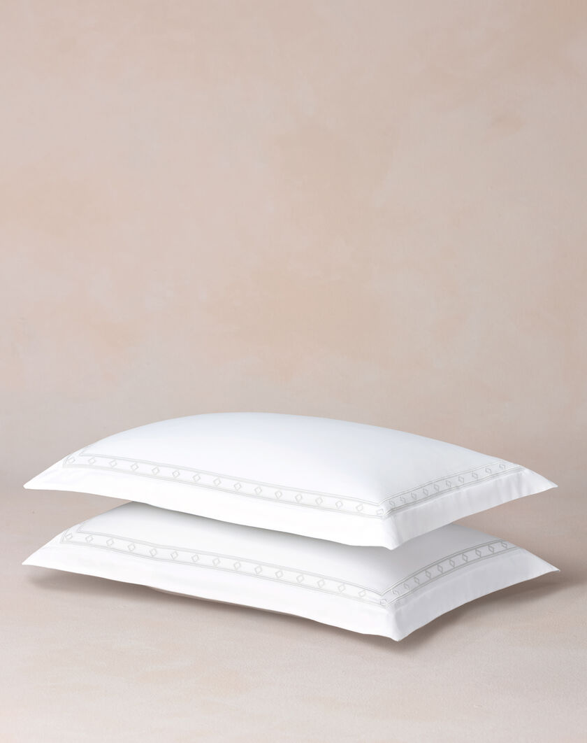Diamond Border Pillow Shams thumbnail number 0