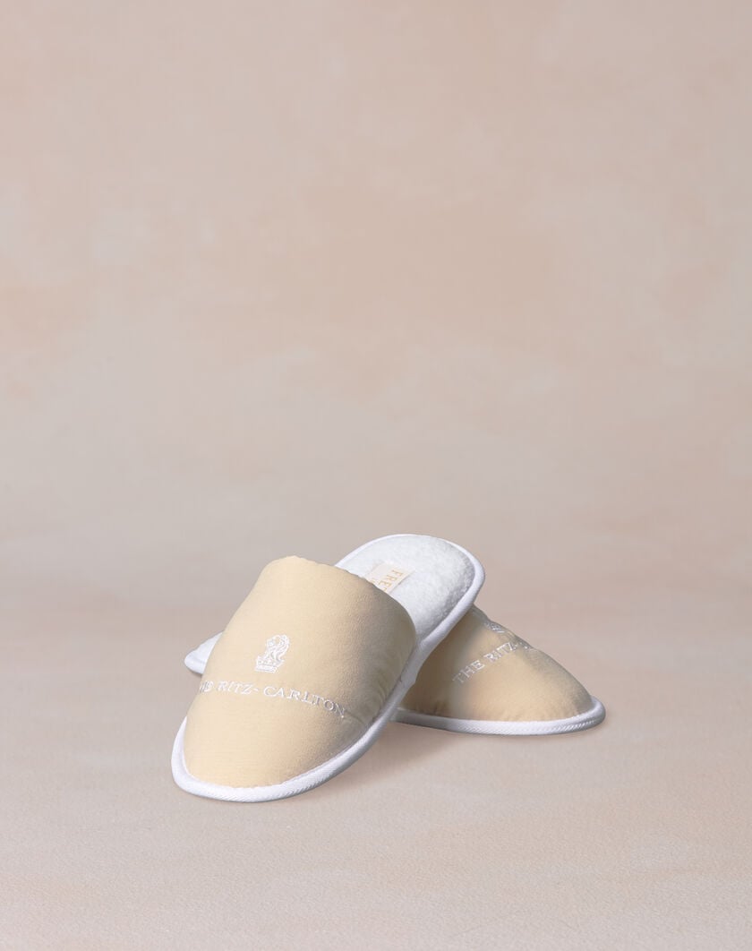 Frette Microfiber Slippers thumbnail number 0