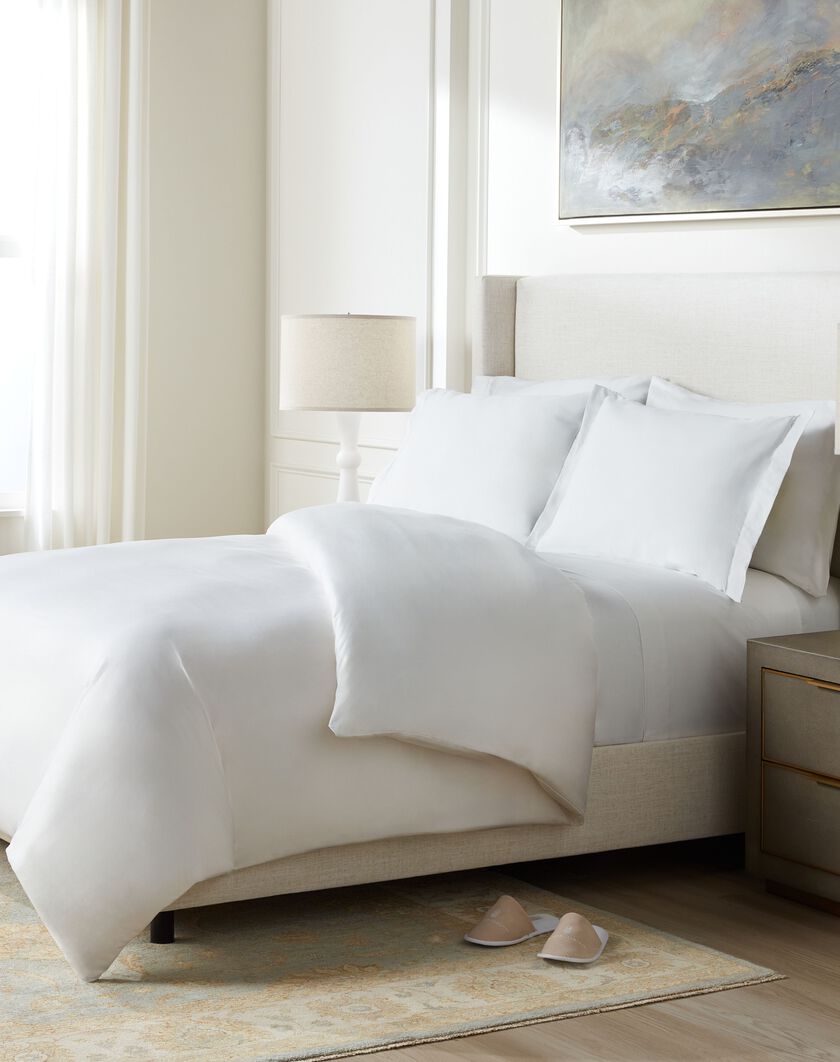 Classic White Bed & Bedding Set thumbnail number 2