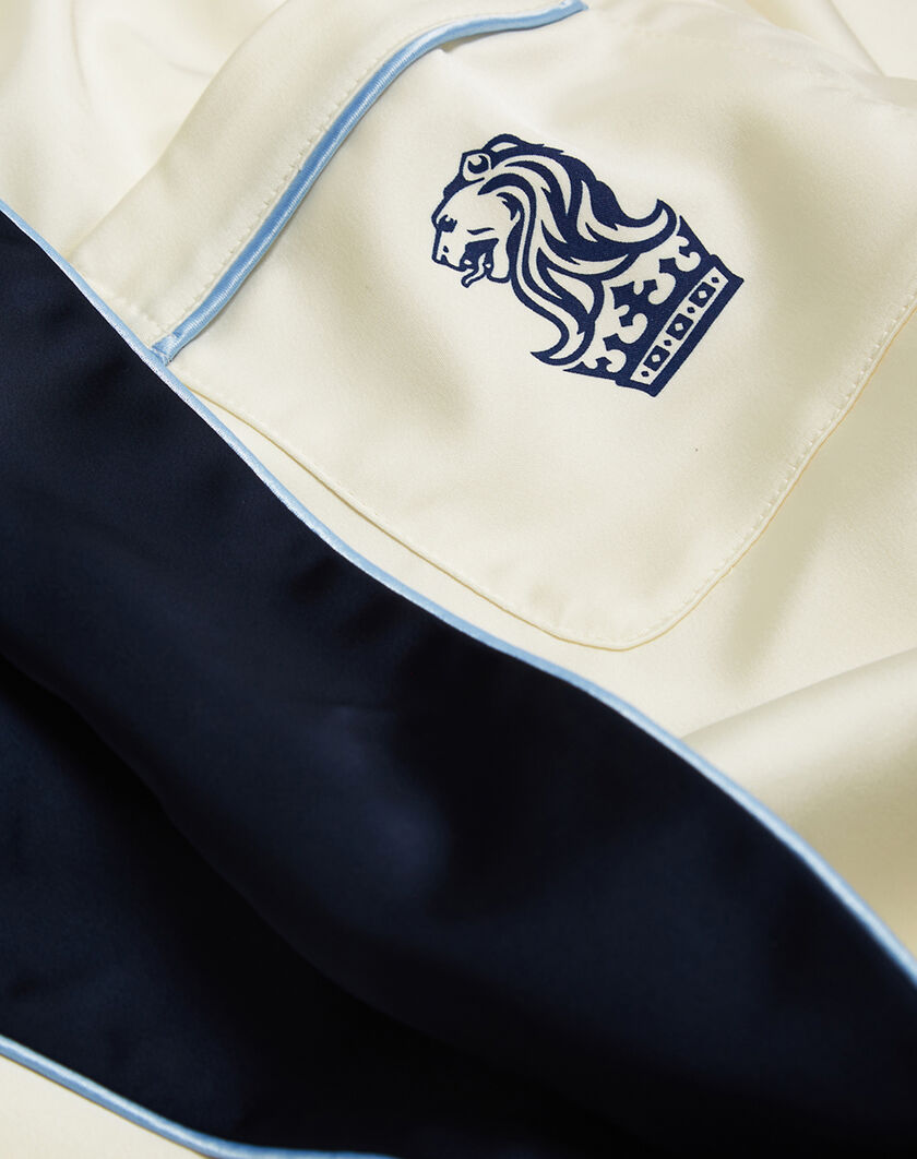 Late Checkout White/Navy Logo Robe image number 2