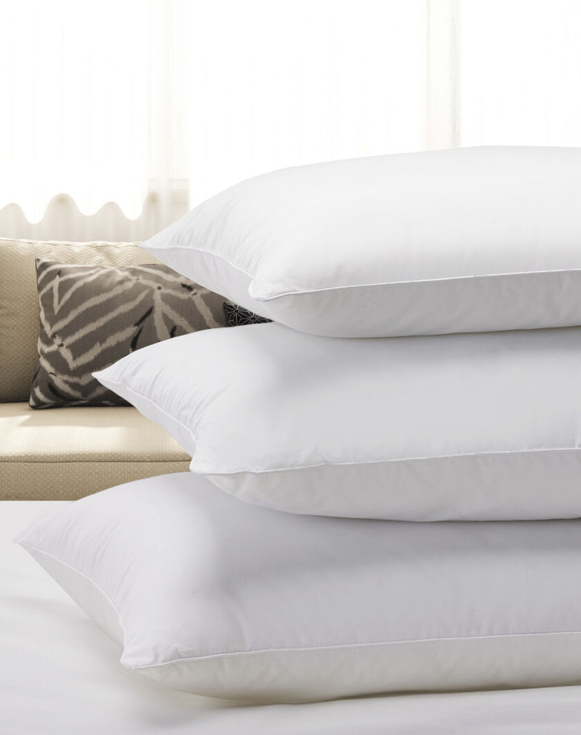 Down Alternative Pillow thumbnail number 1