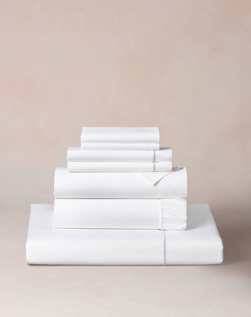 Hotel Stripe Linen Set thumbnail number 0